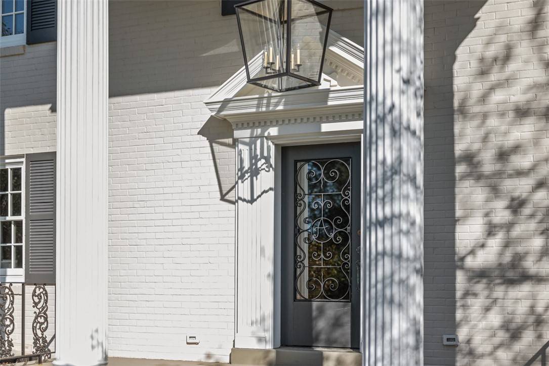 Fox Chapel, PA 15238,129 South Drive