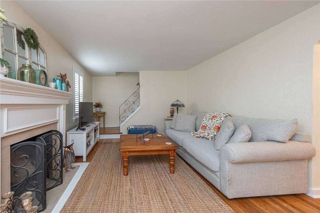 West Mifflin, PA 15122,4800 W Brierly Drive