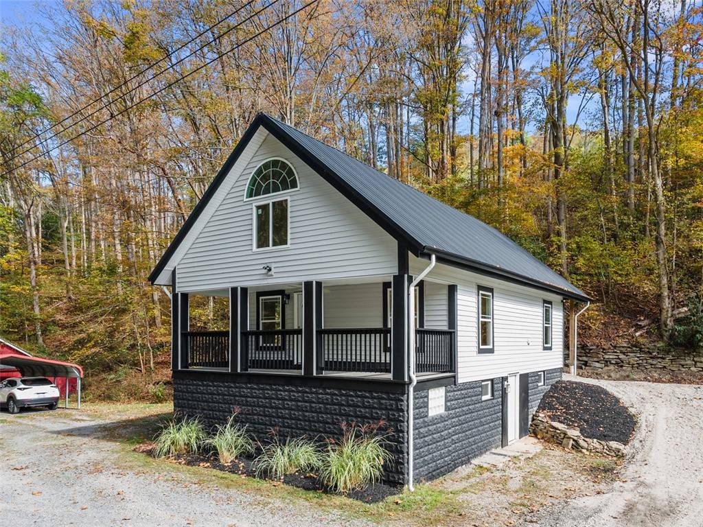 Sewickley Hills Boro, PA 15143,723 Glenfield Rd