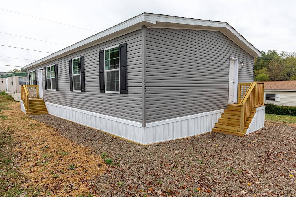 Robinson Twp, PA 15019,1322 Hidden Valley Dr