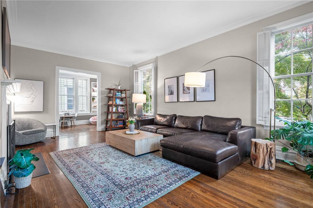 Shadyside, PA 15206,465 Emerson Street