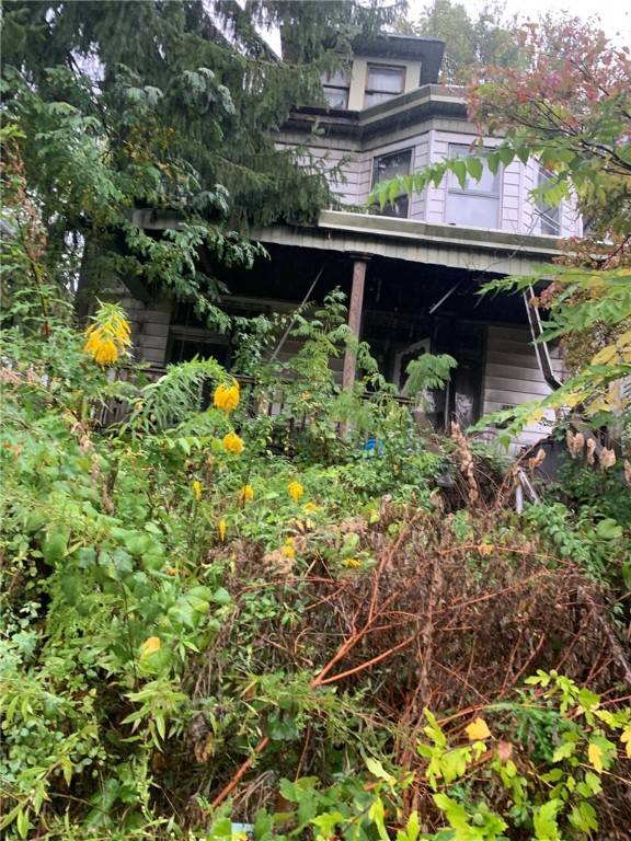 Avalon, PA 15202,327 Elizabeth Ave