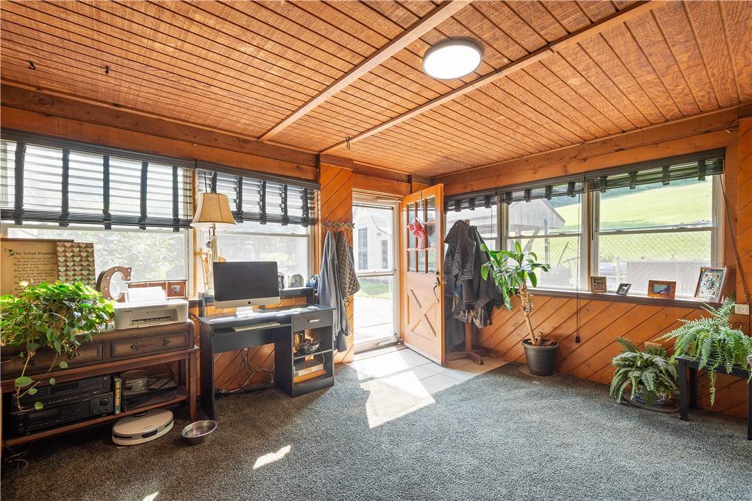 Bethel Park, PA 15102,5551 CLAYTONIA DRIVE