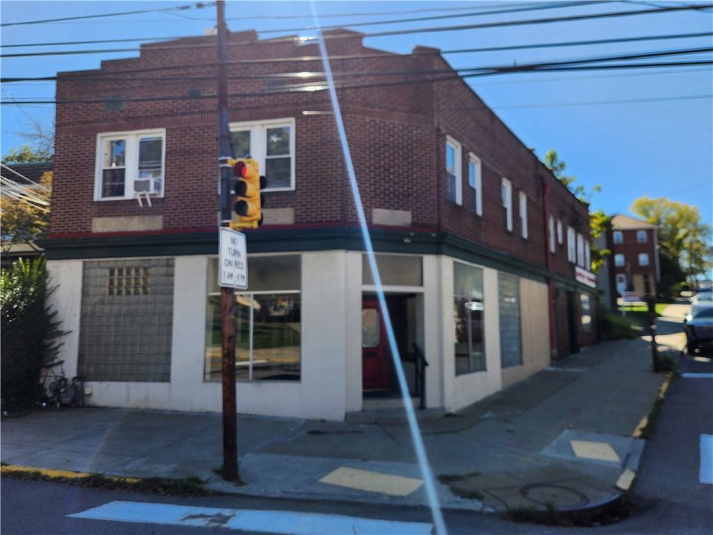 Squirrel Hill, PA 15217,6300 Forward Ave