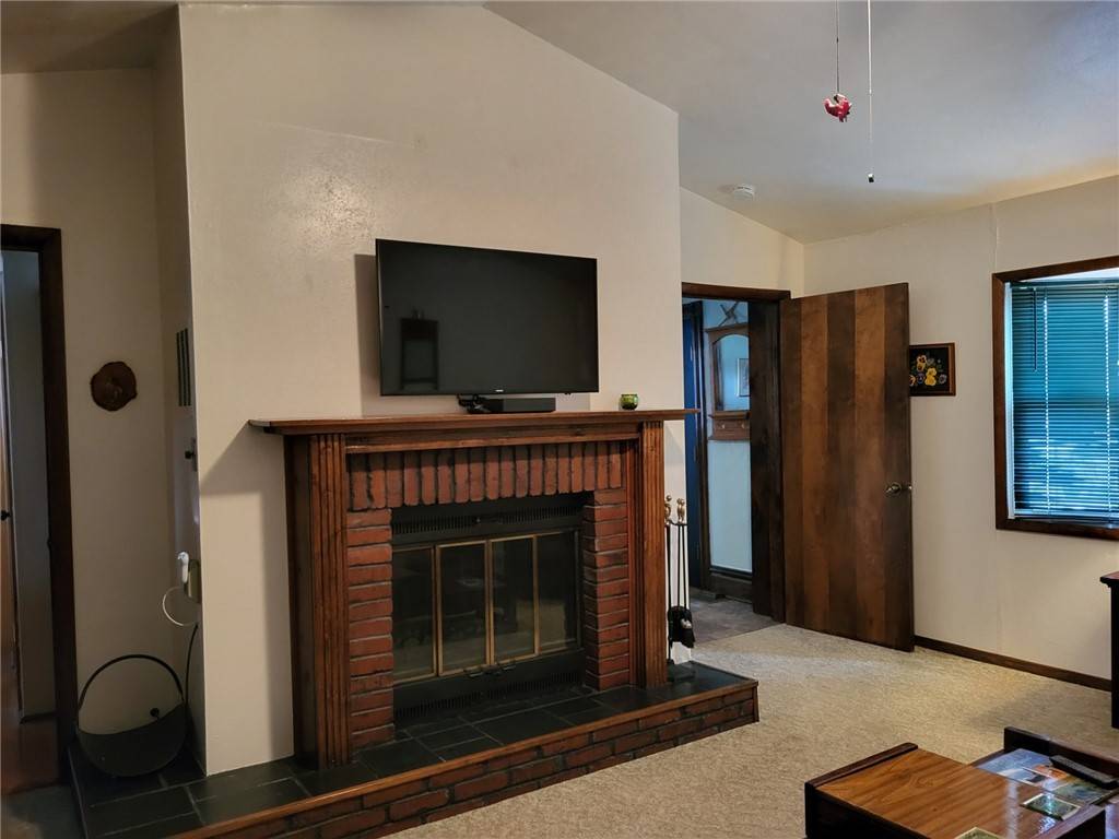 Latrobe, PA 15650,36 Grant St