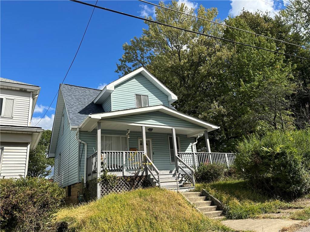 Sheraden, PA 15204,2928 Sacramento Avenue