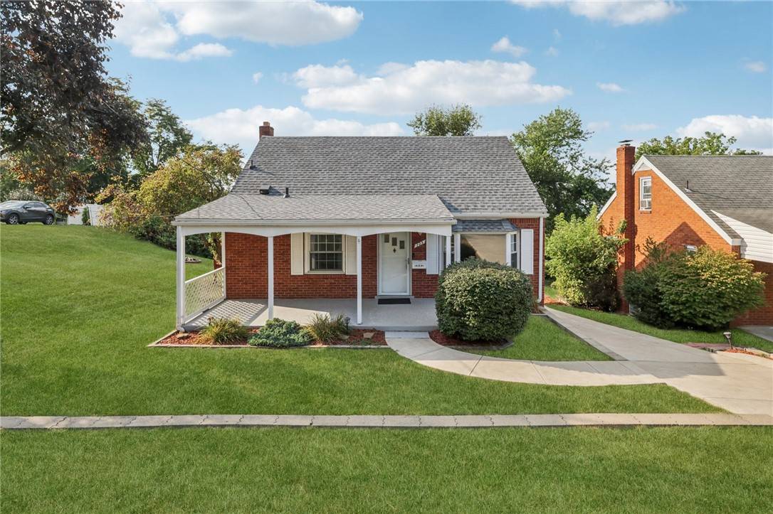 West Mifflin, PA 15122,723 Elwell Ave