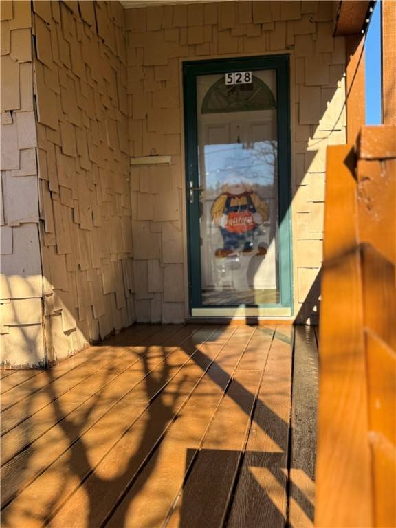 Vandergrift, PA 15690,528 Longfellow St