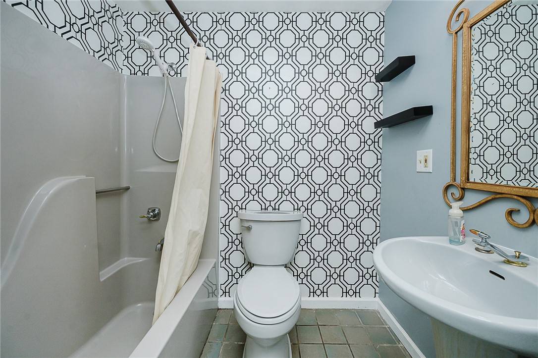 White Twp, PA 15701,1158 Mansfield Ave