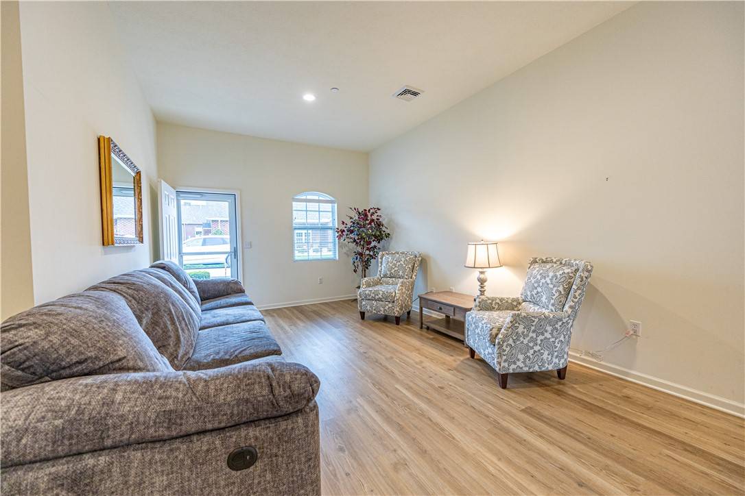 Lower Burrell, PA 15068,906 Valentina Ln #65