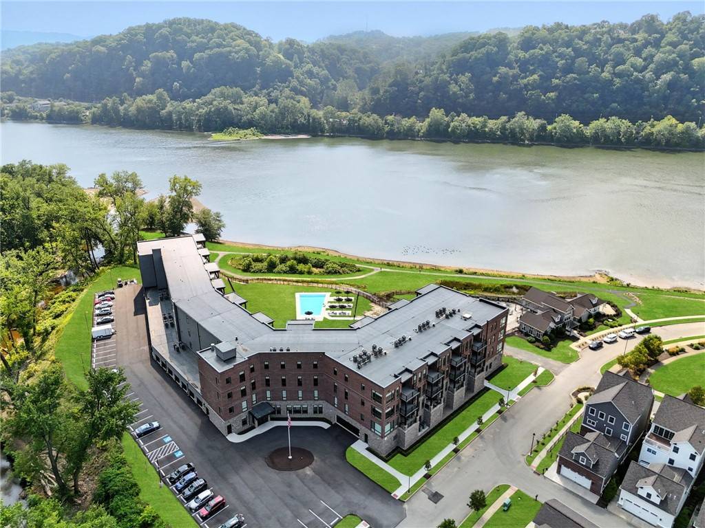 Oakmont, PA 15139,1 1st Street #106