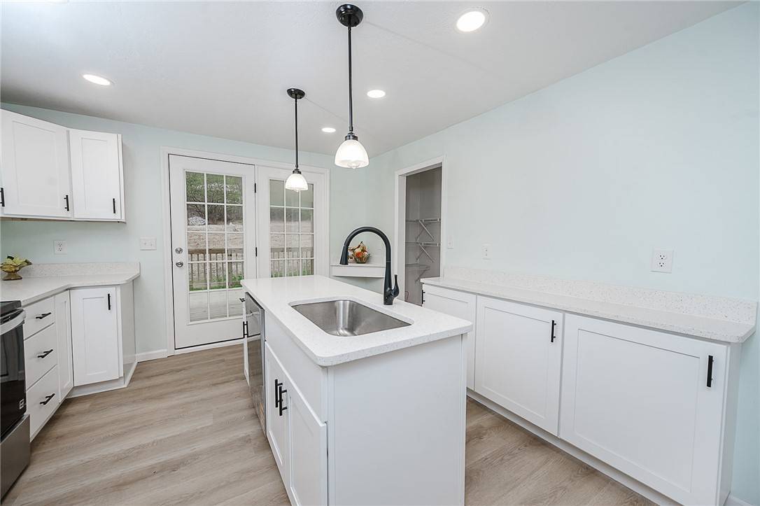 White Twp, PA 15701,733 Metz Road