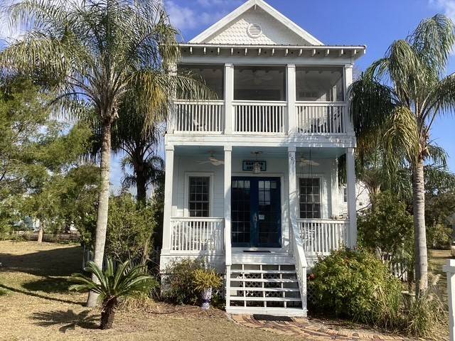 Fernandina Beach, FL 32034,807 WHITE ST