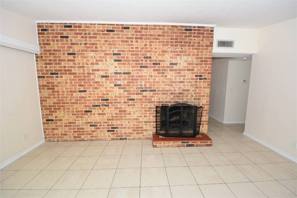 Jacksonville, FL 32218,273 CLAUDIA DR