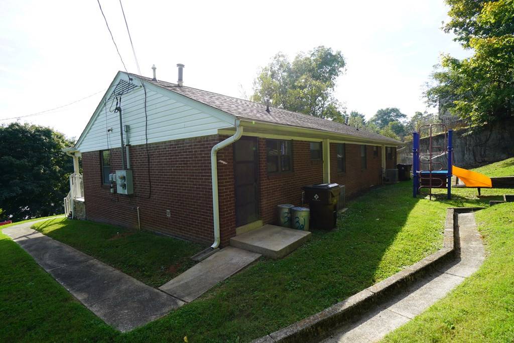 Jefferson City, TN 37760,706 Jay ST