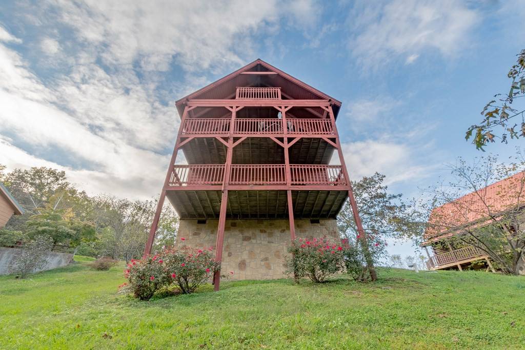 Sevierville, TN 37862,513 Hideaway Ridge CIR