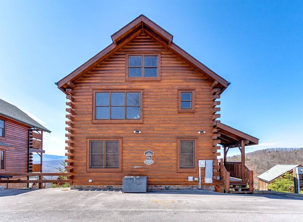 Sevierville, TN 37876,2320 TOP OF THE WORLD DR