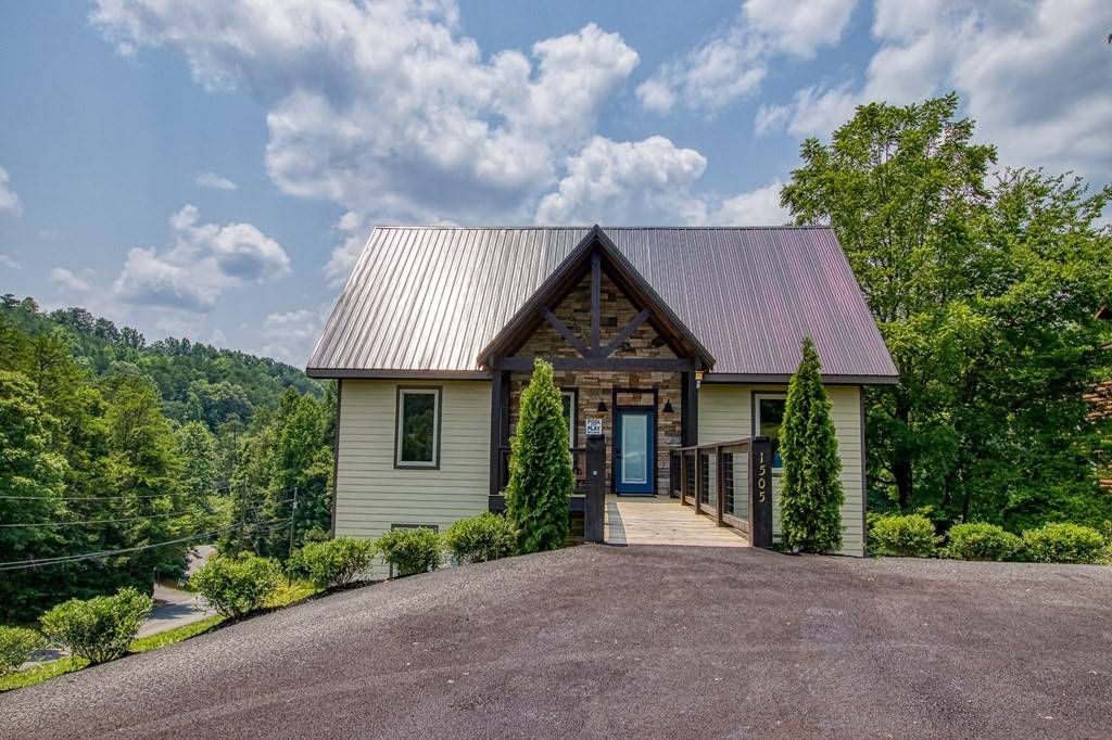Sevierville, TN 37876,1505 Nicoha BLVD