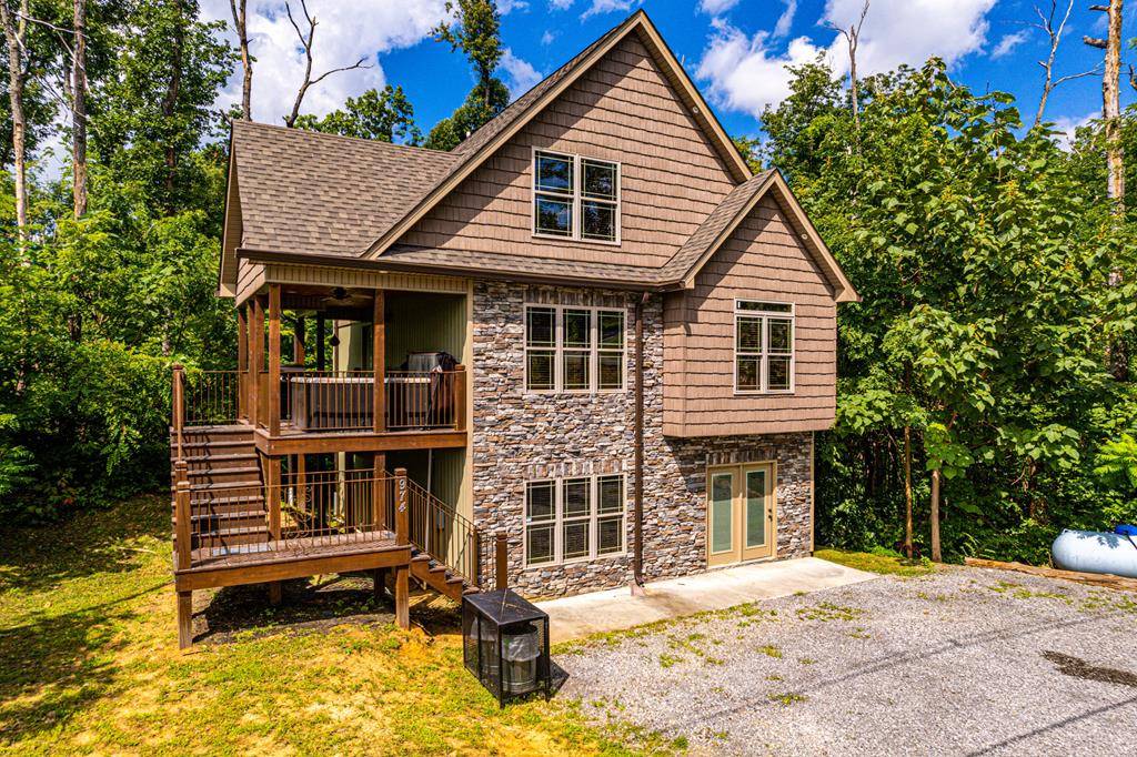 Gatlinburg, TN 37742,974 Wiley Oakley