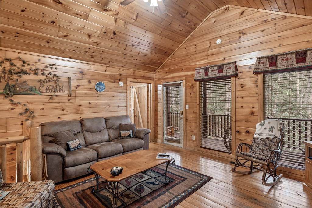 Sevierville, TN 37876,3412 Shady Grove CT