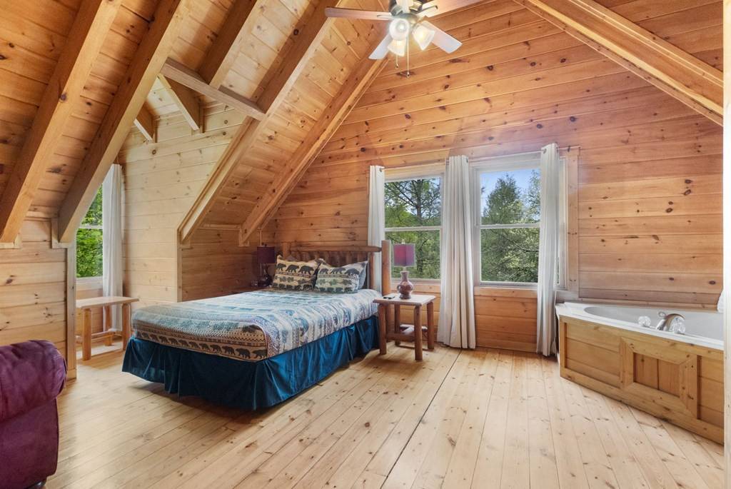 Sevierville, TN 37876,1237 Secona WAY