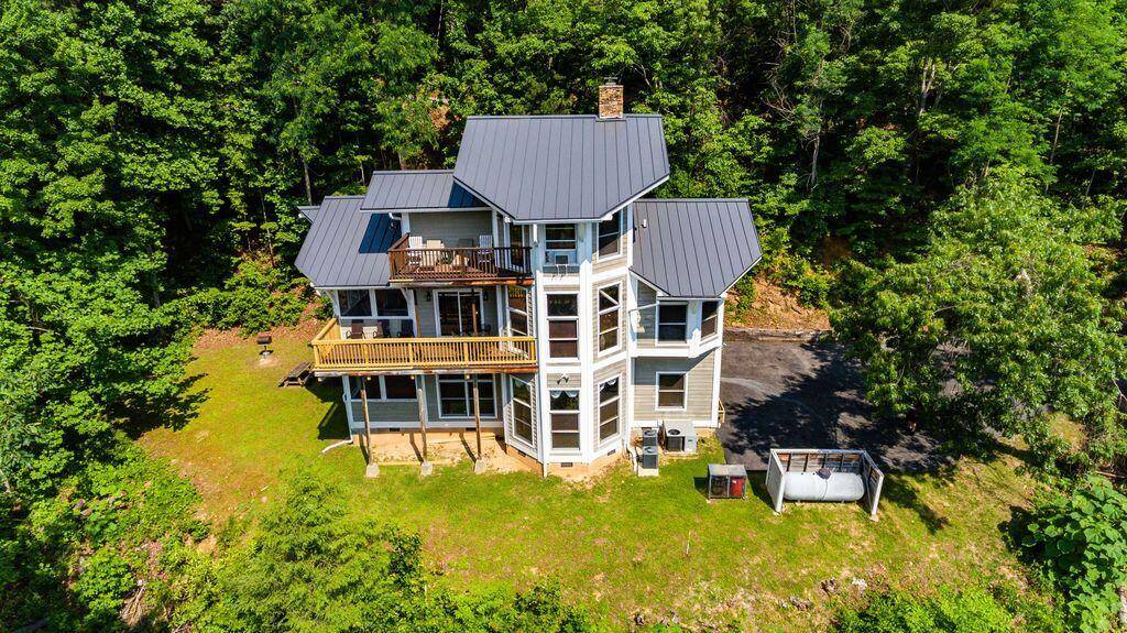 Gatlinburg, TN 37738,1406 Garrett PL