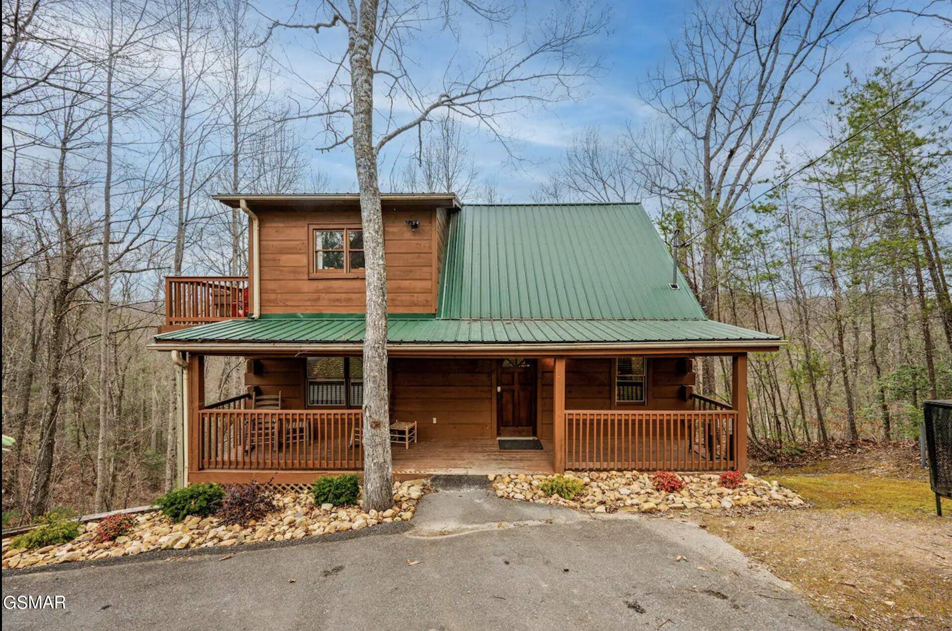 Sevierville, TN 37876,745 Ski View LN