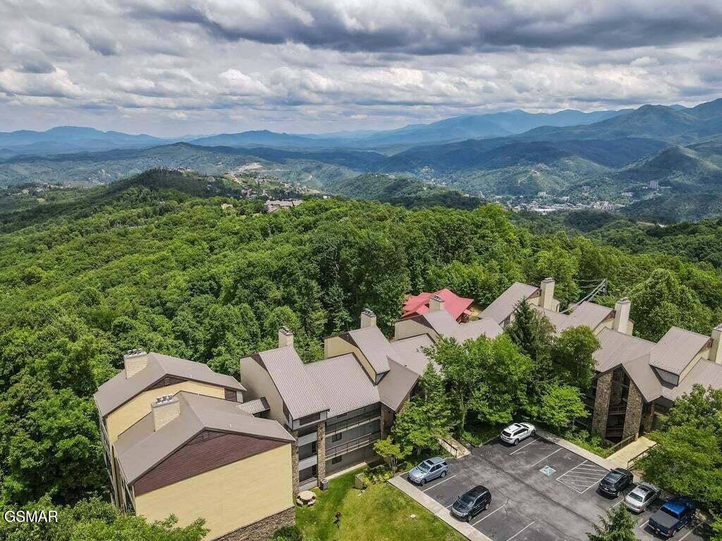 Gatlinburg, TN 37738,1130 Ski View DR # 105