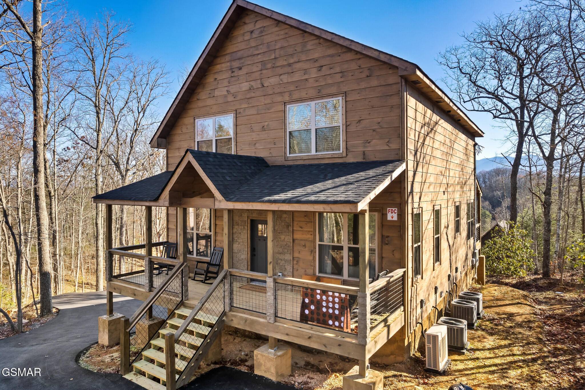 Gatlinburg, TN 37738,1649 Parkway TER