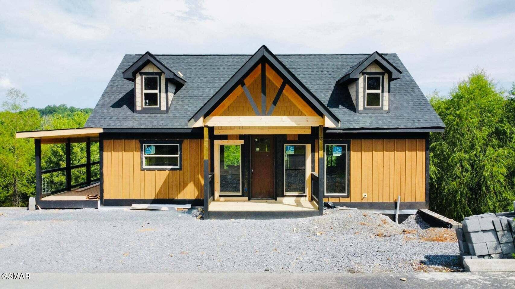 Sevierville, TN 37876,842 Blue Herring Way
