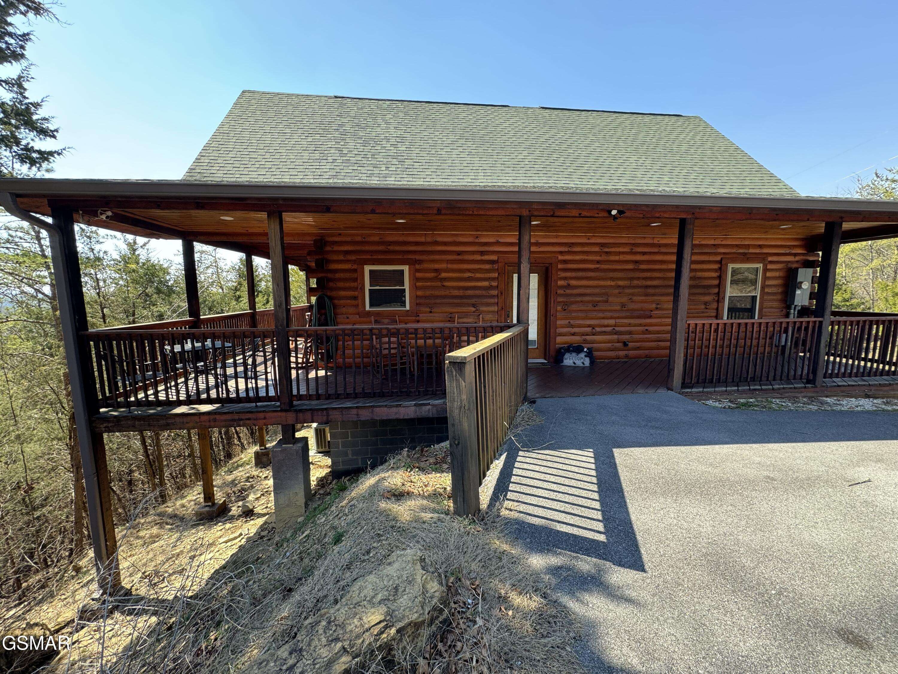Sevierville, TN 37876,2295 Wingspan DR