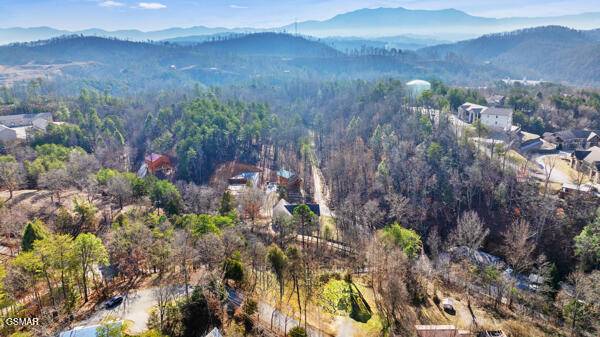 Pigeon Forge, TN 37863,520 Golf RD