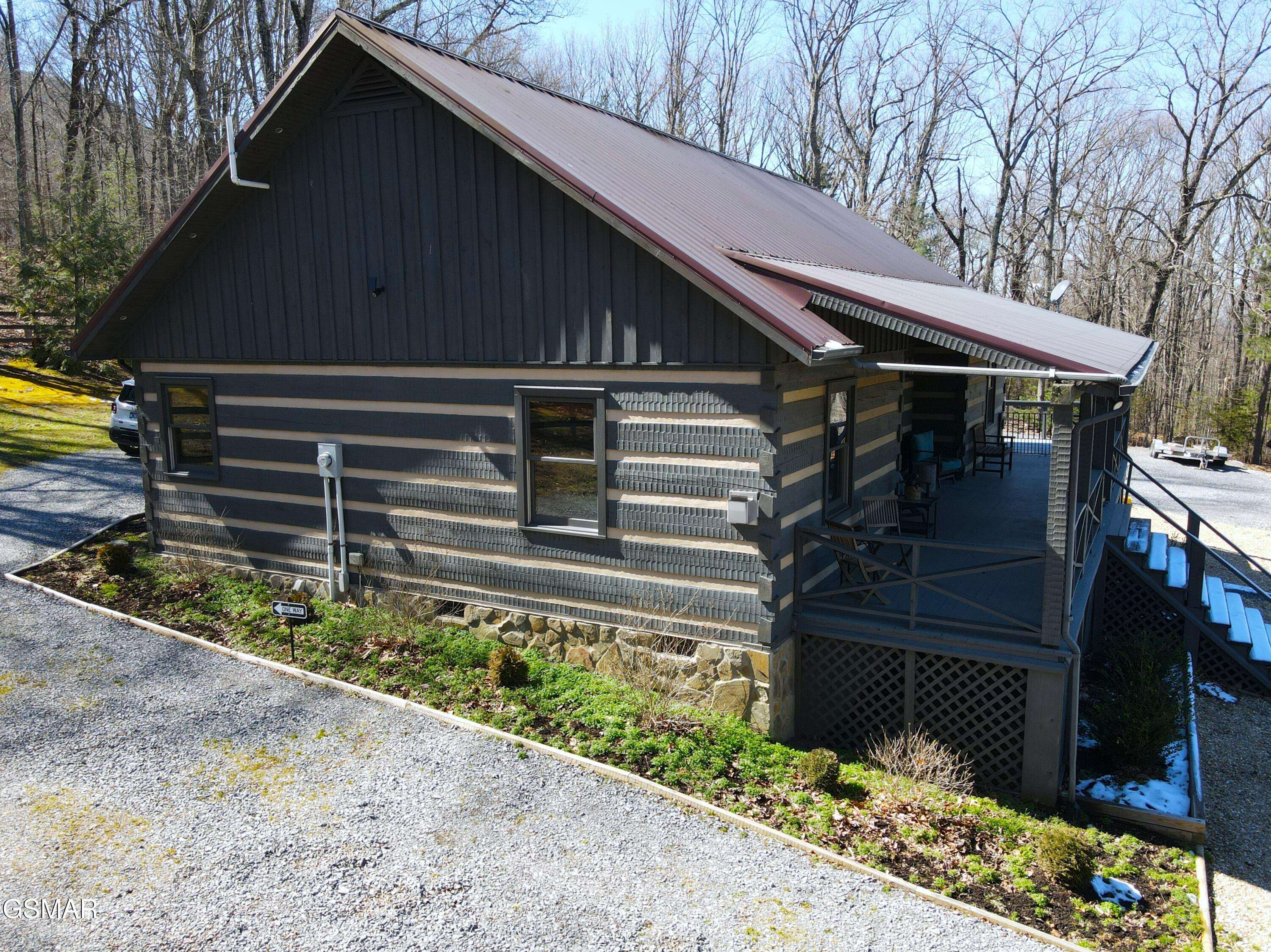 Parrottsville, TN 37843,990 Luna WAY