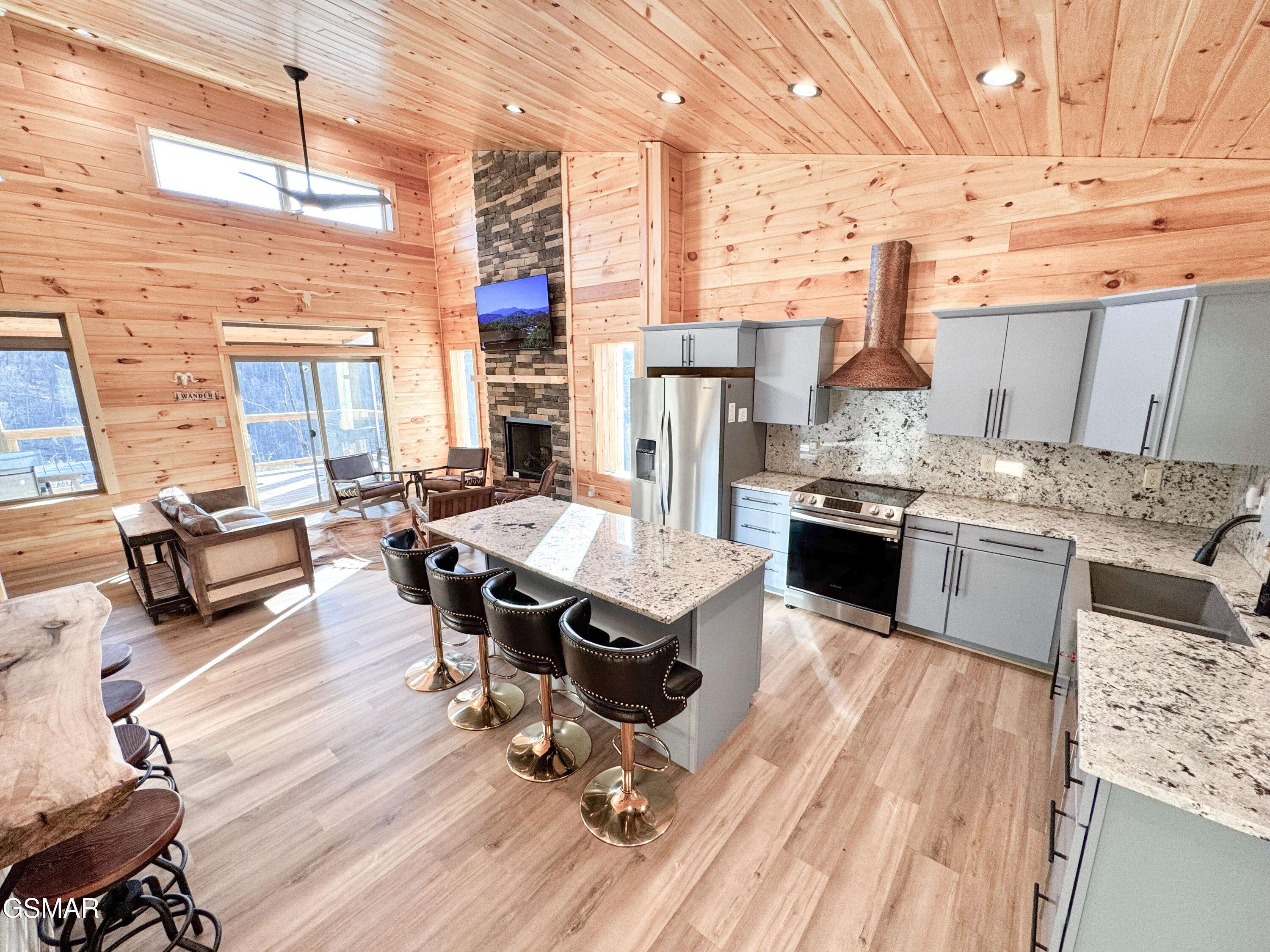 Sevierville, TN 37862,2220 Headrick Lead