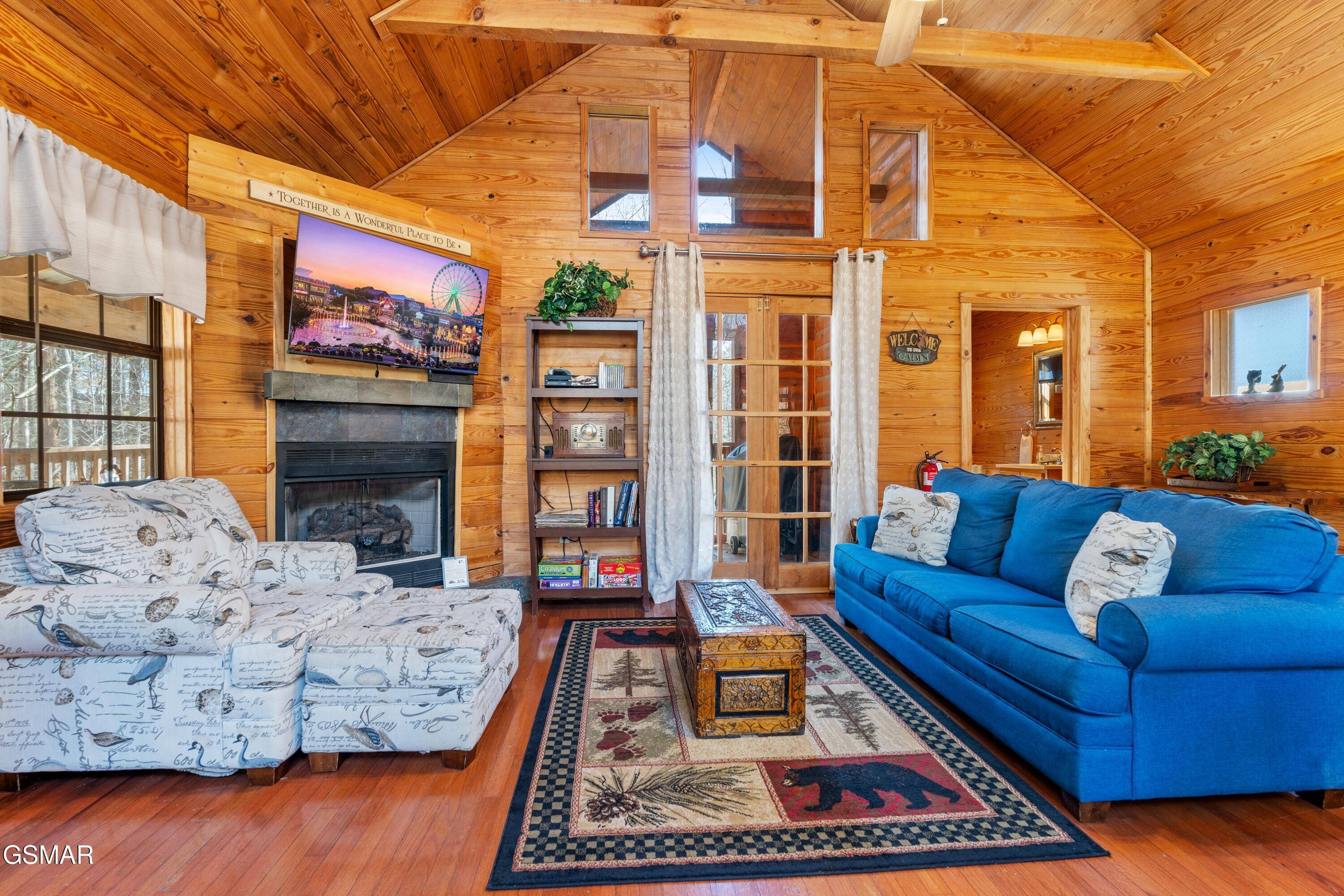 Sevierville, TN 37876,1607 S Mountain View RD