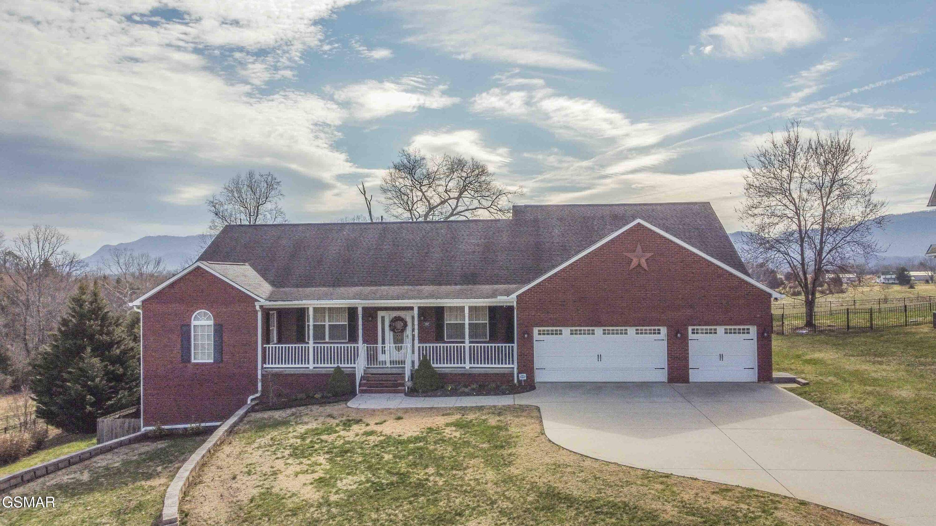 Seymour, TN 37865,1527 Brahman LN