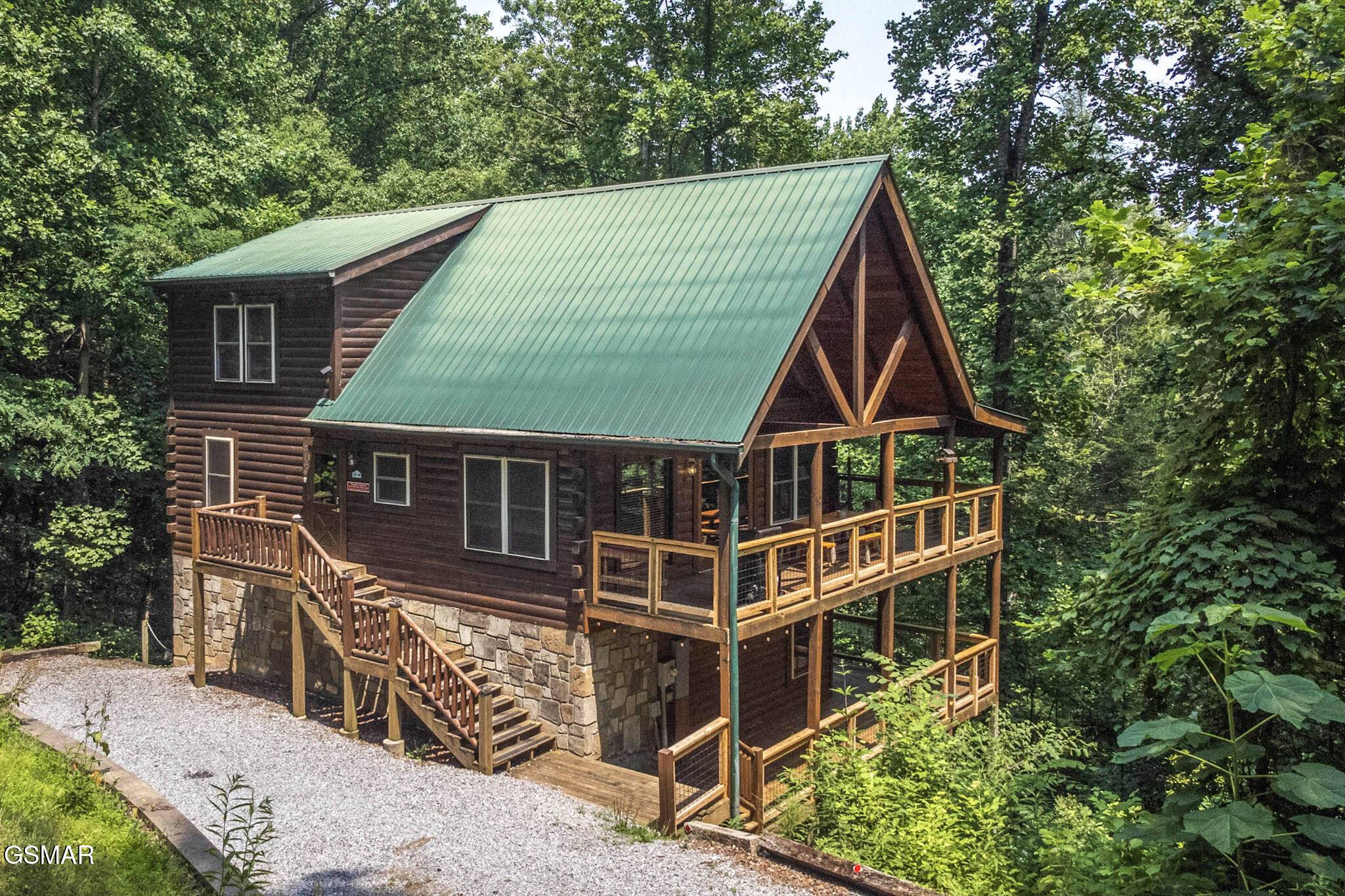 Sevierville, TN 37862,4144 Burning Tree LN