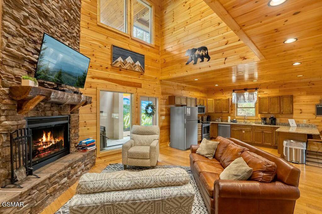 Sevierville, TN 37862,2740 Mountain View Circle