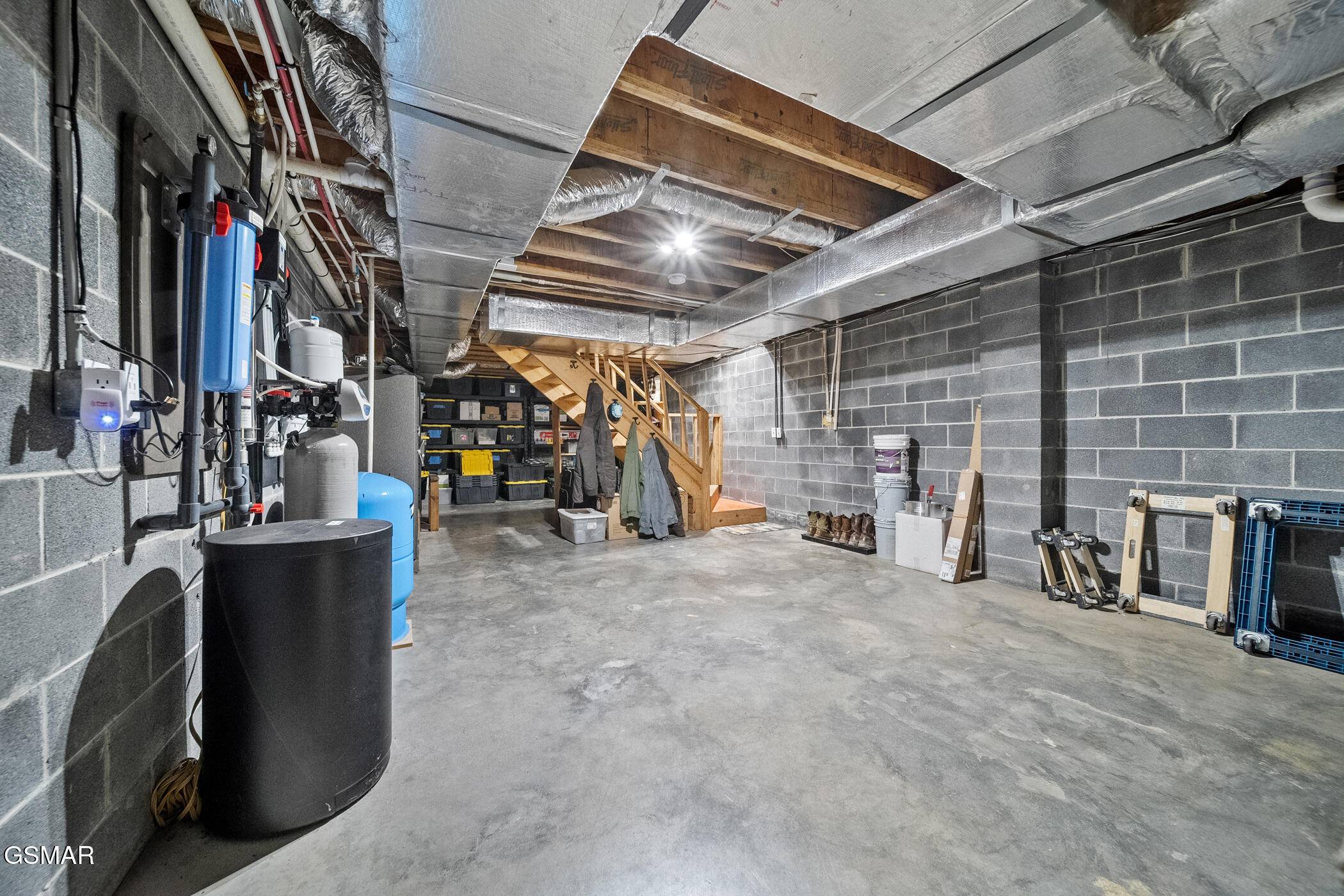 Dandridge, TN 37725,370 Ailey RD