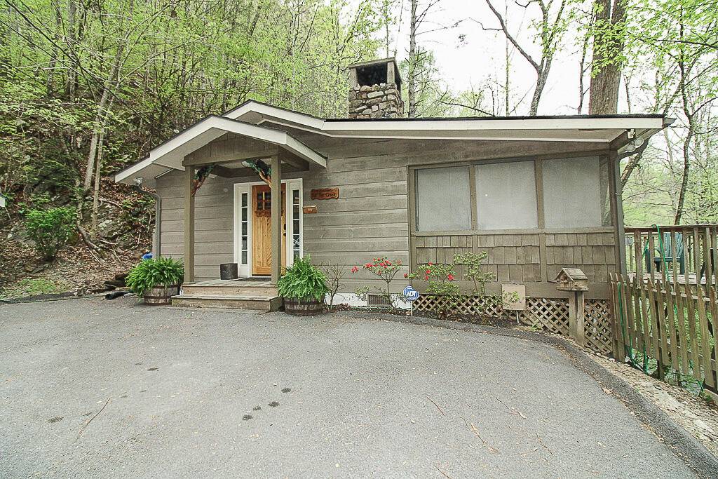 Sevierville, TN 37862,2002 Hidden Hollow WAY