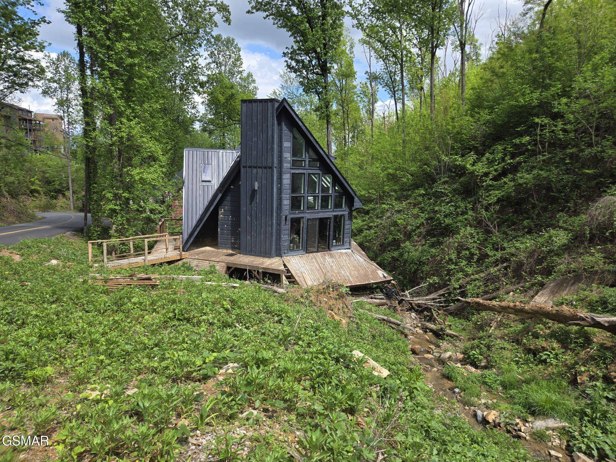 Gatlinburg, TN 37738,413 Wiley Oakley DR