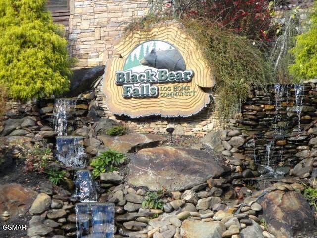 Gatlinburg, TN 37738,756 Yona Trail WAY