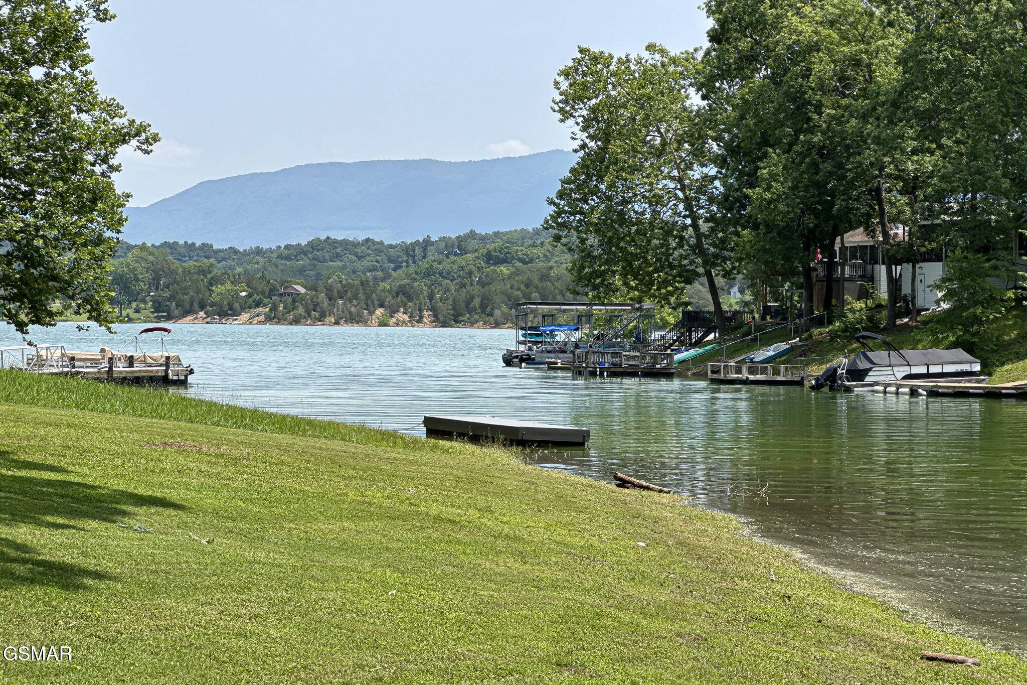 Sevierville, TN 37876,915 Leisure LN