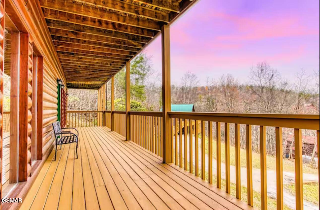 Gatlinburg, TN 37738,929 Smoky CT