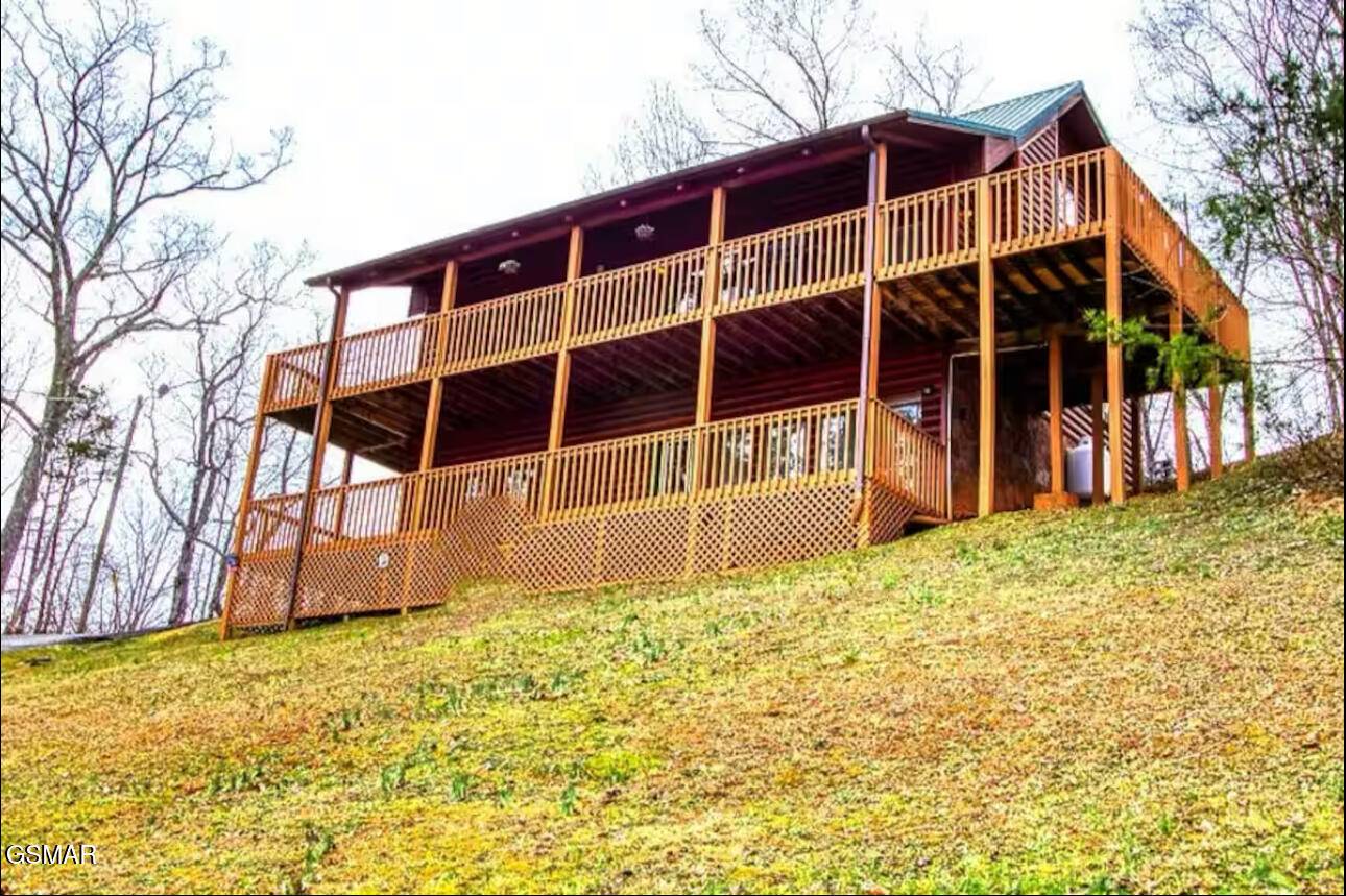 Gatlinburg, TN 37738,929 Smoky CT