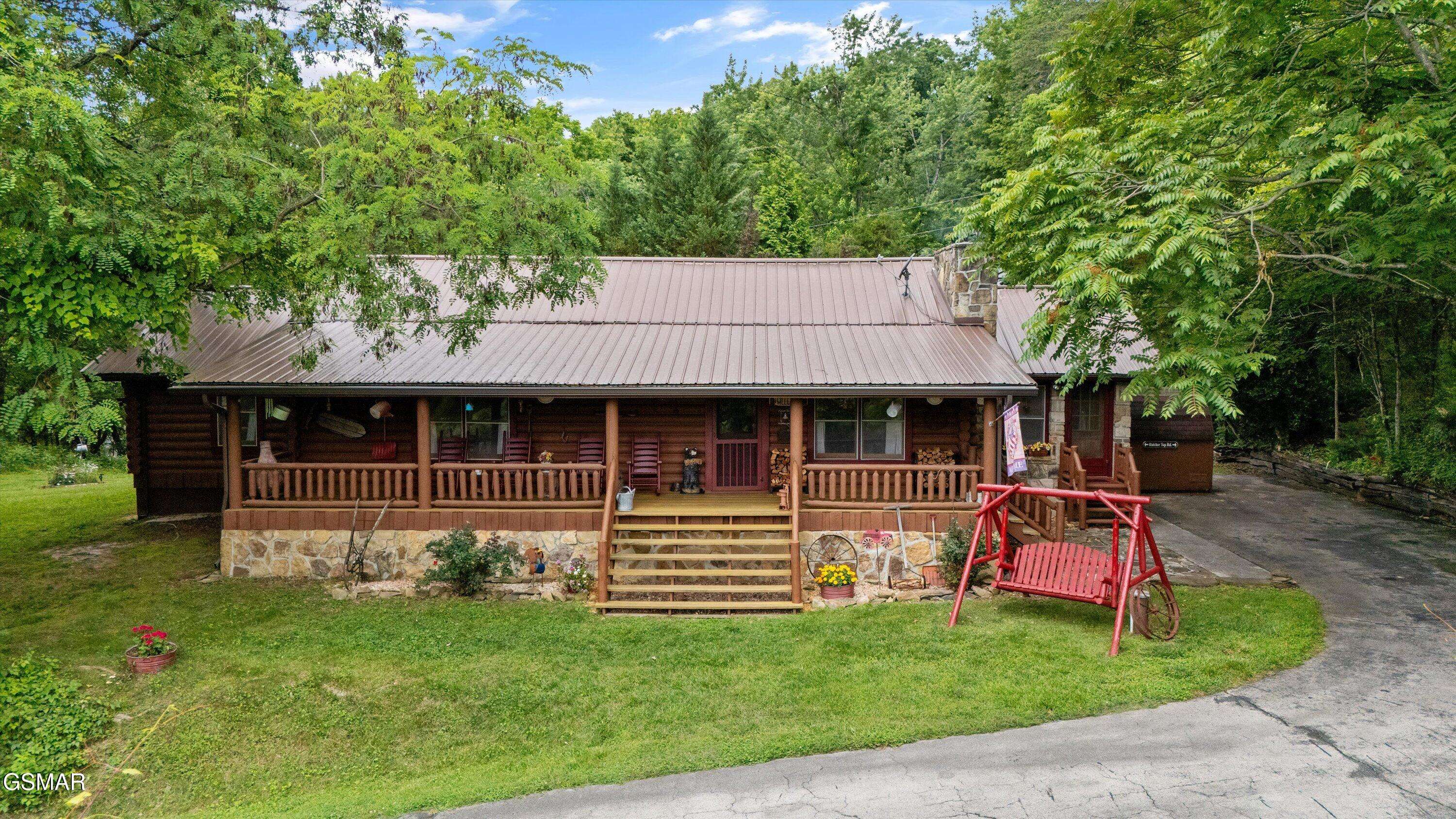 Sevierville, TN 37862,3114 Hatcher Top RD