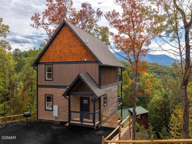 Sevierville, TN 37876,2434 Breezy RD