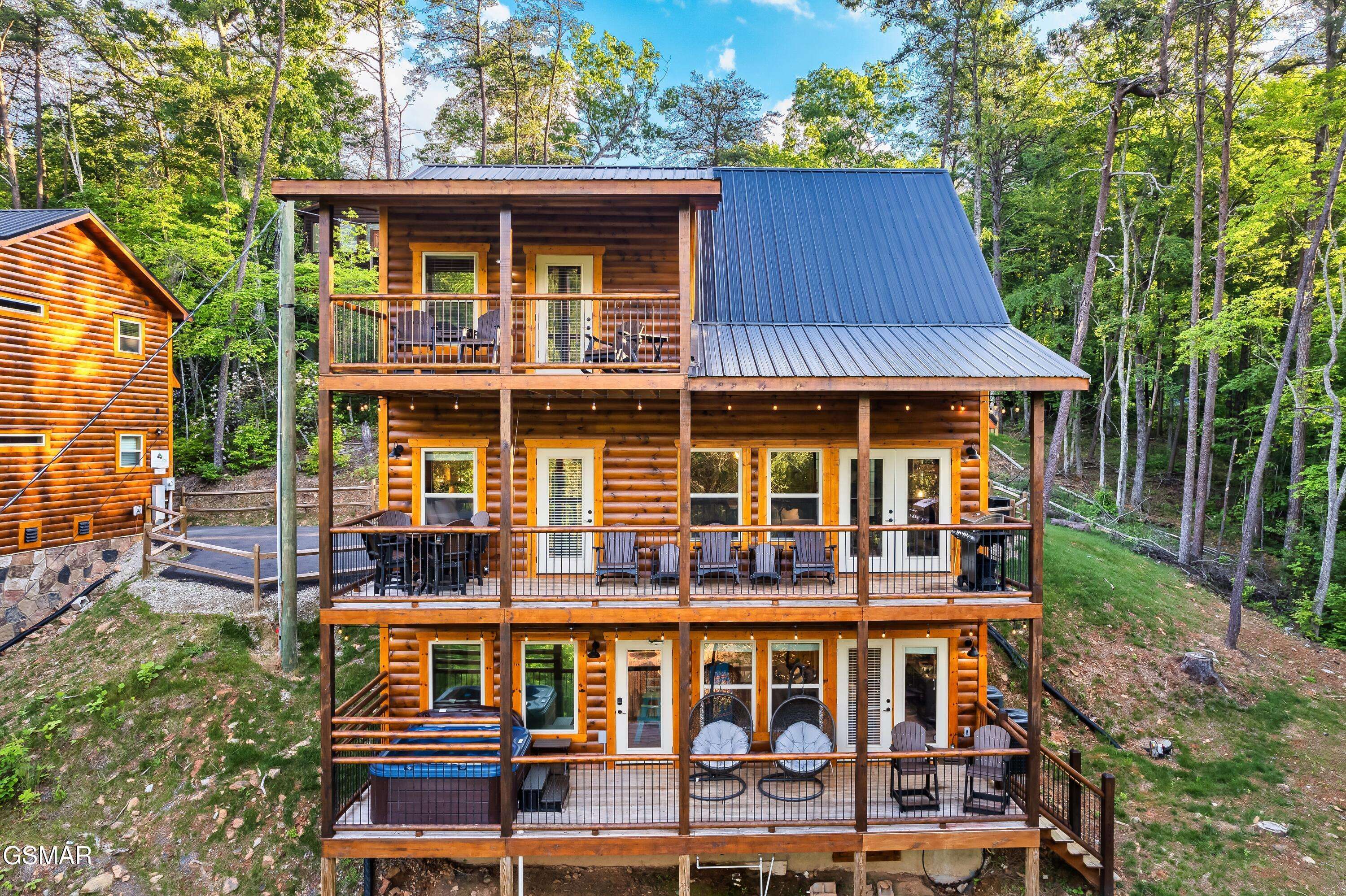 Sevierville, TN 37876,1013 Silver Poplar LN