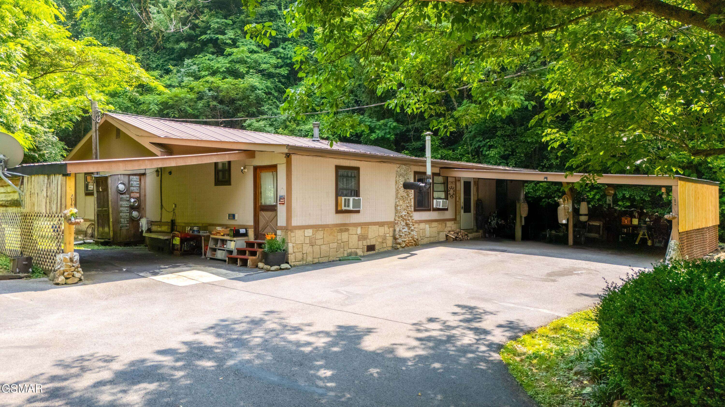 Sevierville, TN 37862,1069 Bryan View RD