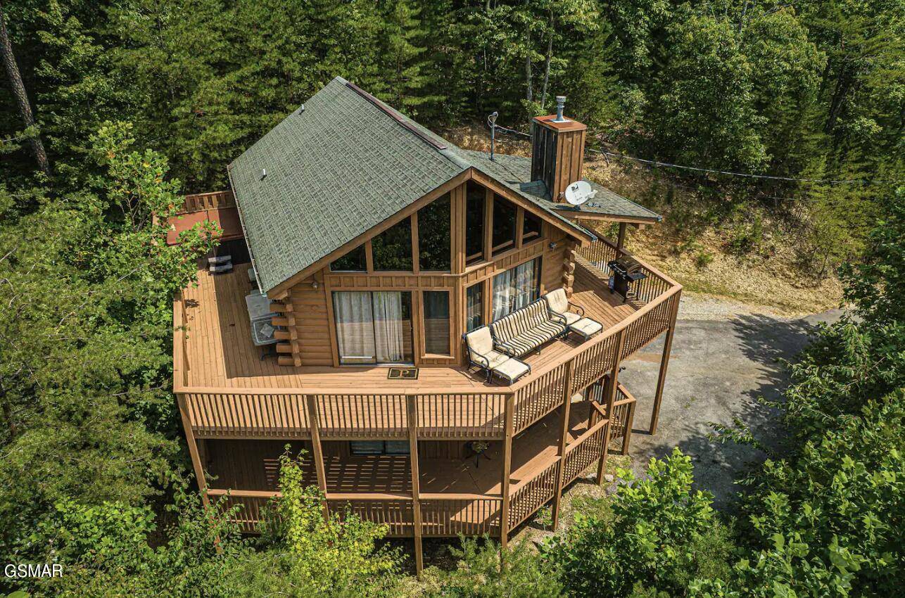 Sevierville, TN 37862,3152 Hatcher Top RD